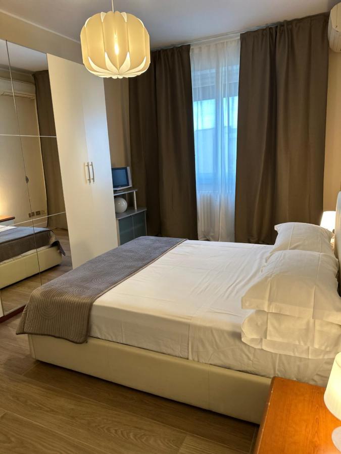 Bicocca Modern Apartment Милано Екстериор снимка