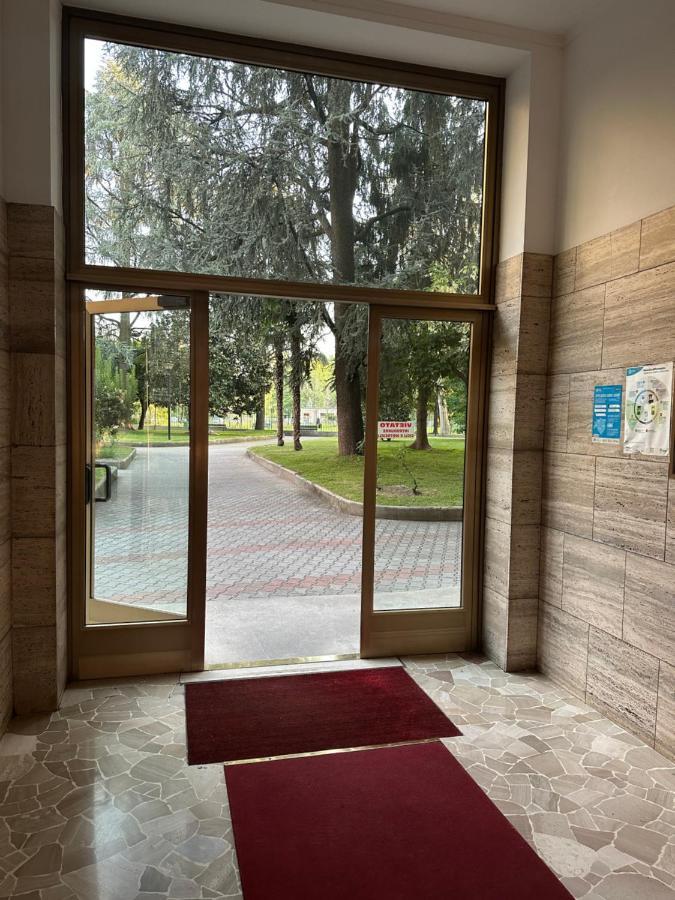 Bicocca Modern Apartment Милано Екстериор снимка