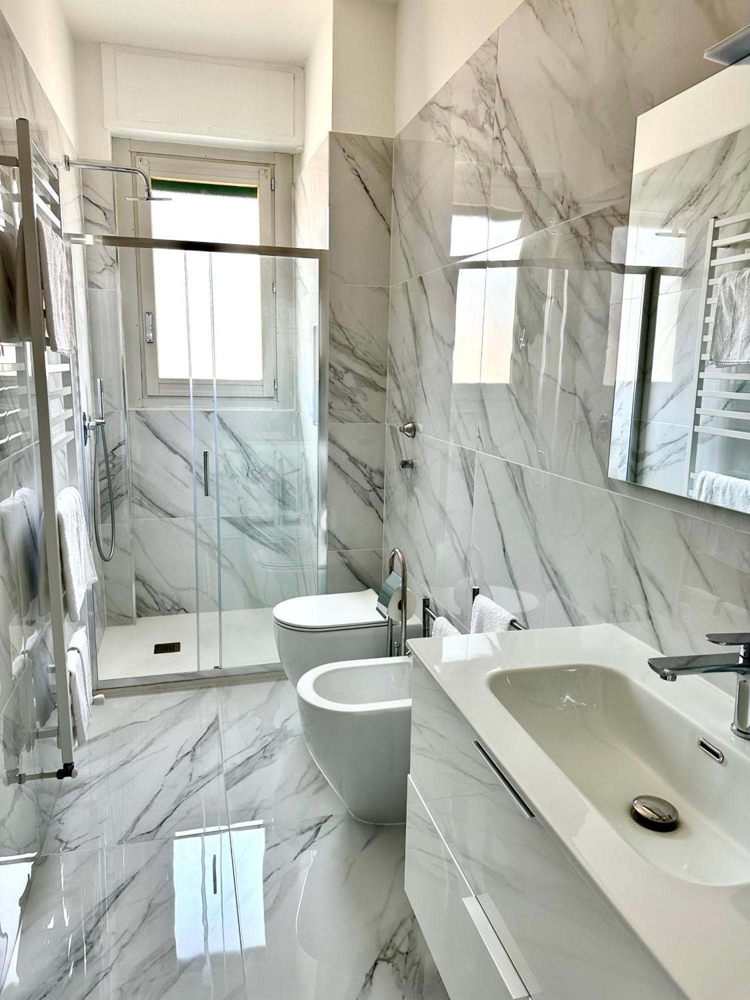 Bicocca Modern Apartment Милано Екстериор снимка